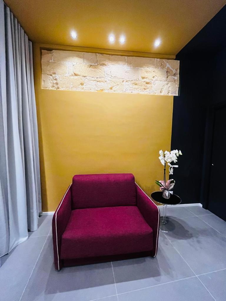 Rosy Room Design Marsala Ngoại thất bức ảnh