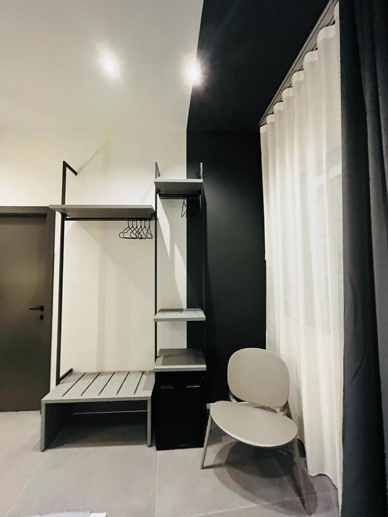 Rosy Room Design Marsala Ngoại thất bức ảnh