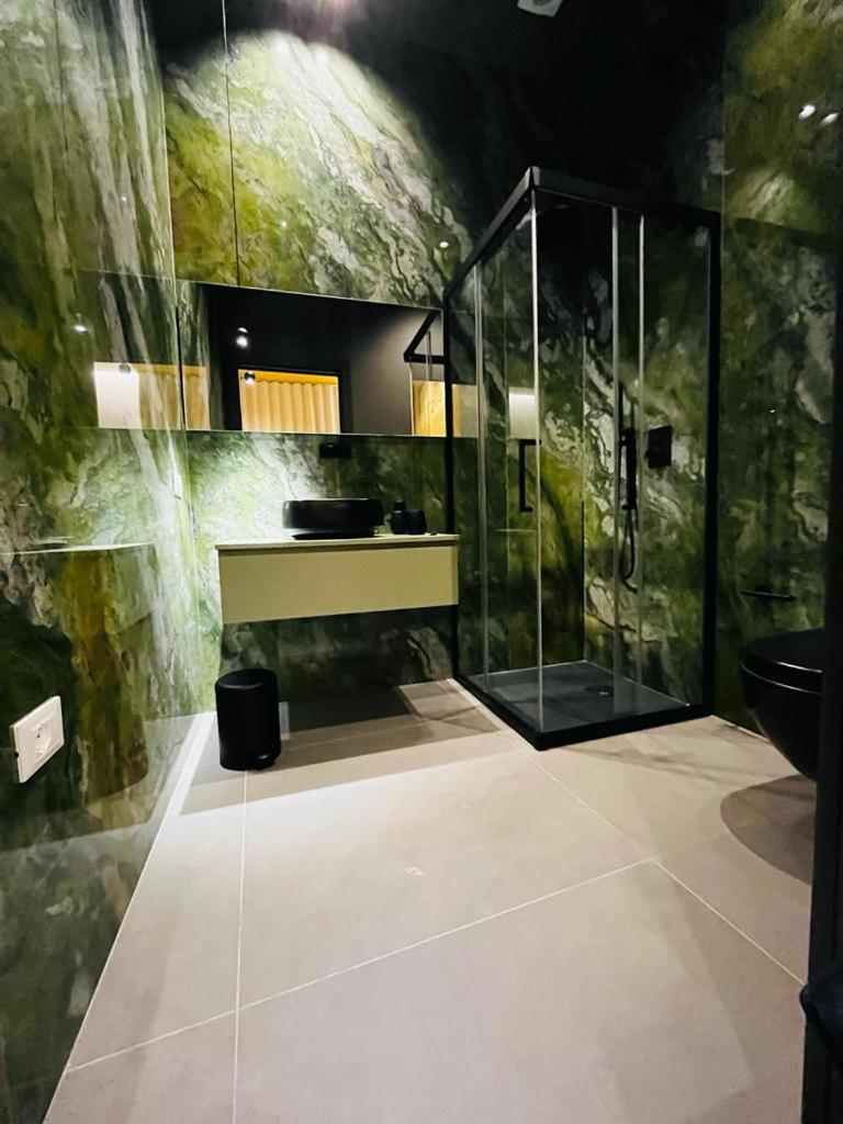 Rosy Room Design Marsala Ngoại thất bức ảnh